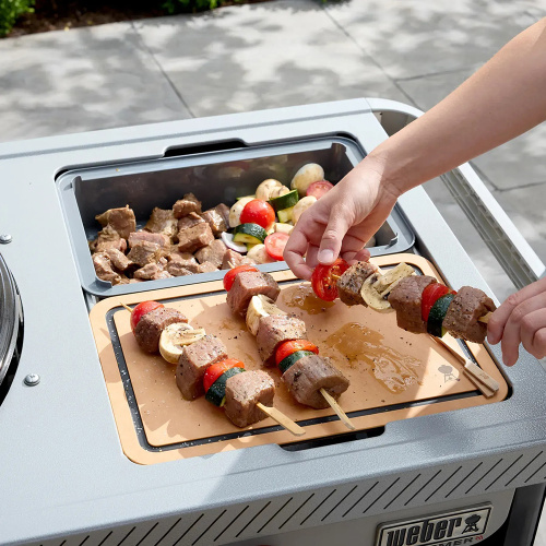 Вугільний гриль Weber Performer Premium 57 см 1501966