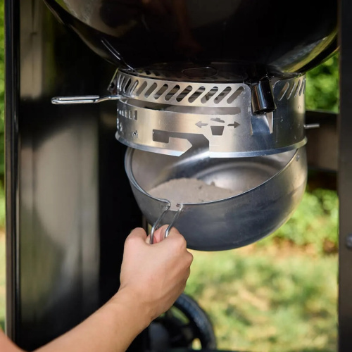 Вугільний гриль Weber Performer Premium 57 см 1501966